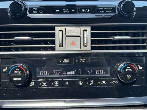 Used 2024 INFINITI QX80 Luxe RWD image 27
