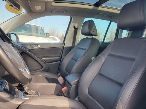Used 2017 Volkswagen Tiguan Wolfsburg Edition image 5