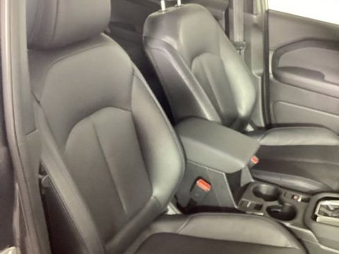 Certified 2025 Subaru Forester Limited image 19