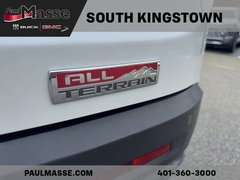 Used 2017 GMC Acadia SLE w/ Driver Alert Package I image 5