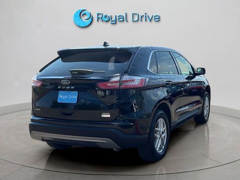 Used 2022 Ford Edge SEL w/ Convenience Package AWD/4WD image 5