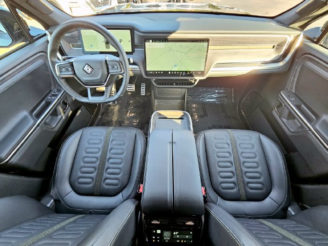 Used 2024 Rivian R1T Adventure Dual AWD/4WD image 29