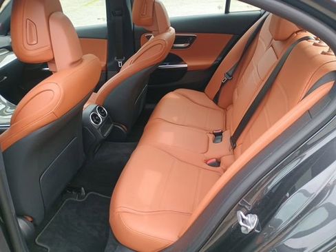 Used 2023 Mercedes-Benz C 300 4MATIC Sedan image 14