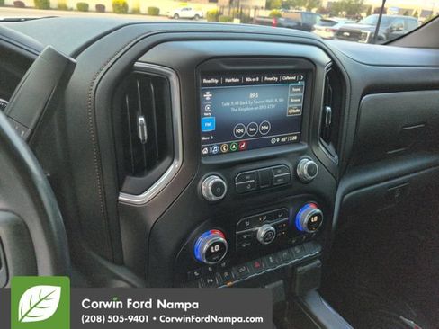Used 2021 GMC Sierra 1500 AT4 w/ AT4 Carbonpro Edition AWD/4WD image 16