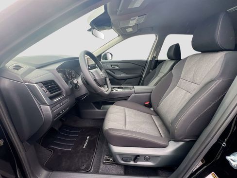 New 2026 Nissan Rogue SV FWD image 21