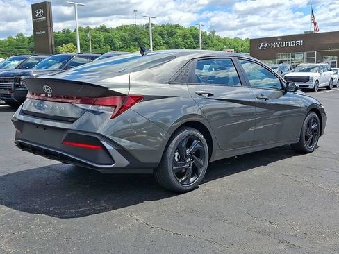 New 2026 Hyundai Elantra Sport FWD image 4