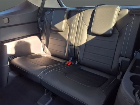 New 2026 Volkswagen Atlas SEL image 32