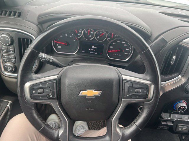 Used 2022 Chevrolet Silverado 2500 LTZ w/ Gooseneck/5TH Wheel Package AWD/4WD image 37