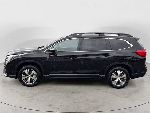 Certified 2025 Subaru Ascent Premium AWD/4WD image 2