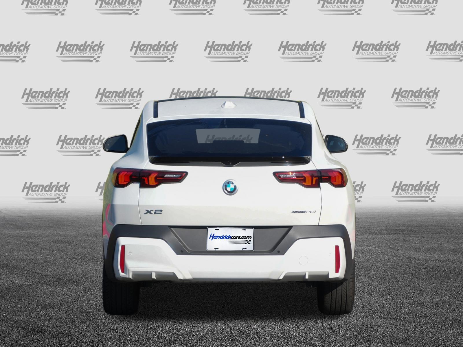 Certified 2025 BMW X2 xDrive28i AWD/4WD image 8