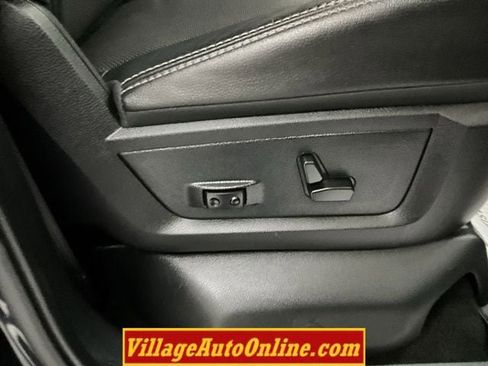 Used 2015 RAM 1500 Laramie w/ Convenience Group AWD/4WD image 39