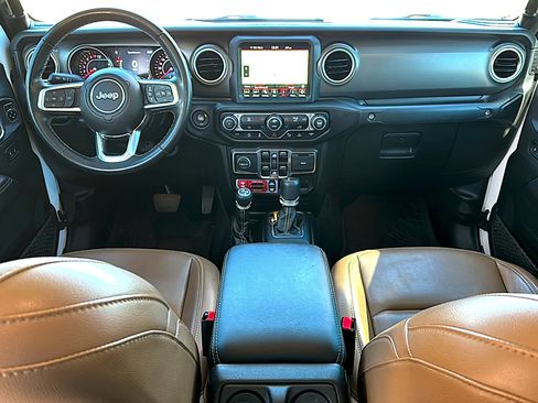 Used 2022 Jeep Gladiator Rubicon w/ LED Lighting Group image 20