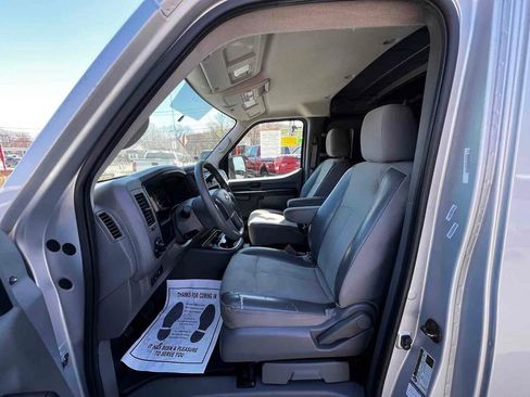 Used 2016 Nissan NV 3500 S w/ Power Package RWD image 12