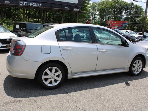 Used 2012 Nissan Sentra 2.0 SR FWD image 7