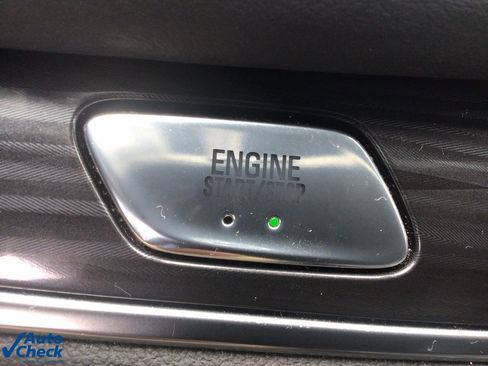 Used 2022 Buick Enclave Essence image 36
