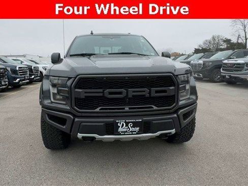 Used 2019 Ford F150 Raptor w/ Equipment Group 802A Luxury image 3