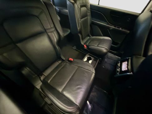 Used 2022 Lincoln Aviator Reserve w/ Equipment Group 201A RWD image 14