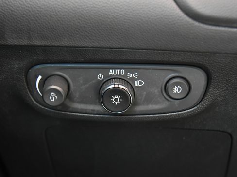 Used 2023 Buick Encore GX Select w/ Sport Touring Package image 30