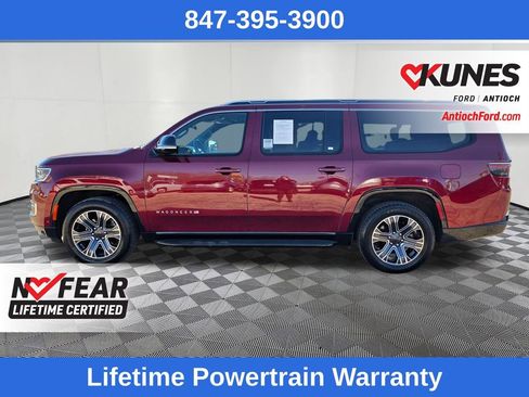 Used 2024 Jeep Wagoneer L Series II w/ Flexible Seating Group image 4