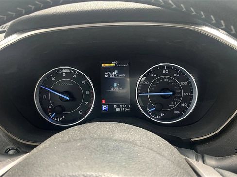 Used 2022 Subaru Ascent Limited w/ Technology Package AWD/4WD image 13