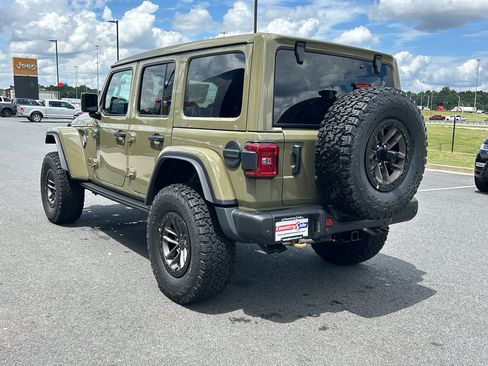 New 2025 Jeep Wrangler Unlimited Rubicon 392 image 8