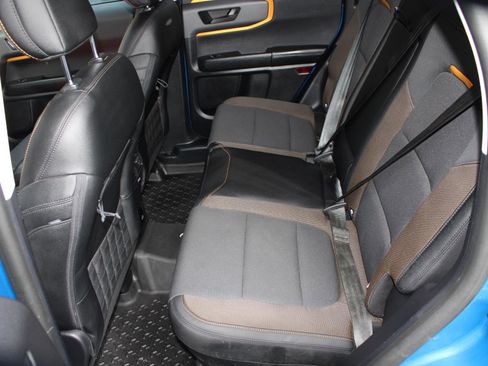 Used 2022 Ford Bronco Sport Badlands image 17