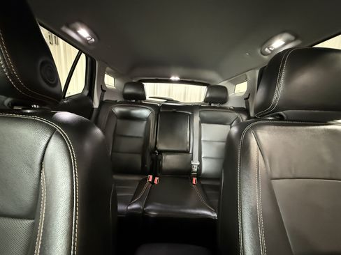 Used 2019 GMC Terrain SLT w/ Preferred Package AWD/4WD image 24