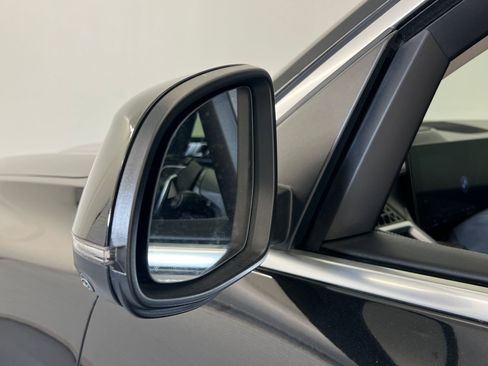 Certified 2023 BMW X7 xDrive40i w/ Premium Package image 23