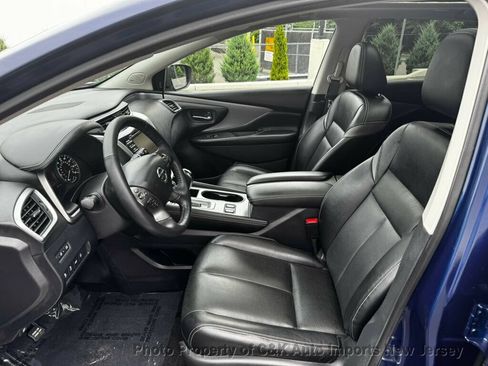 Used 2020 Nissan Murano SL w/ Moonroof Package AWD/4WD image 13