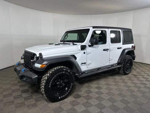 Used 2023 Jeep Wrangler Unlimited image 7