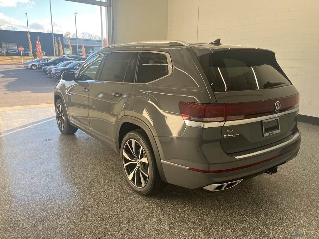 New 2026 Volkswagen Atlas SEL Premium R-Line AWD/4WD image 3