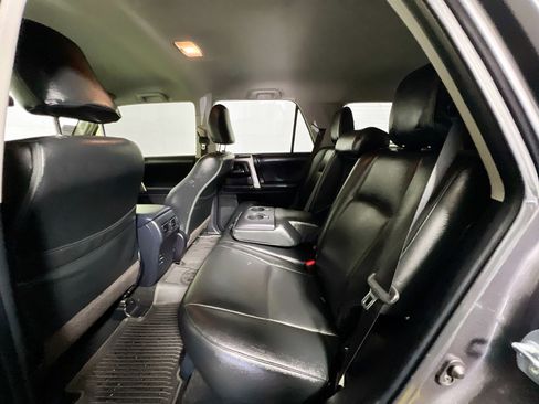 Used 2018 Toyota 4Runner SR5 image 28