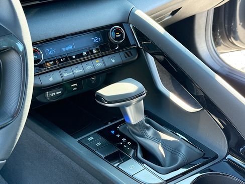 New 2026 Hyundai Elantra SEL Sport Premium image 10