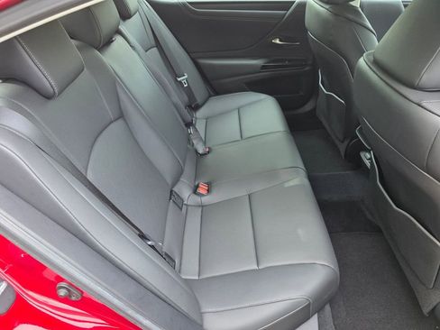 Used 2024 Lexus ES 350 w/ Premium Package FWD image 26