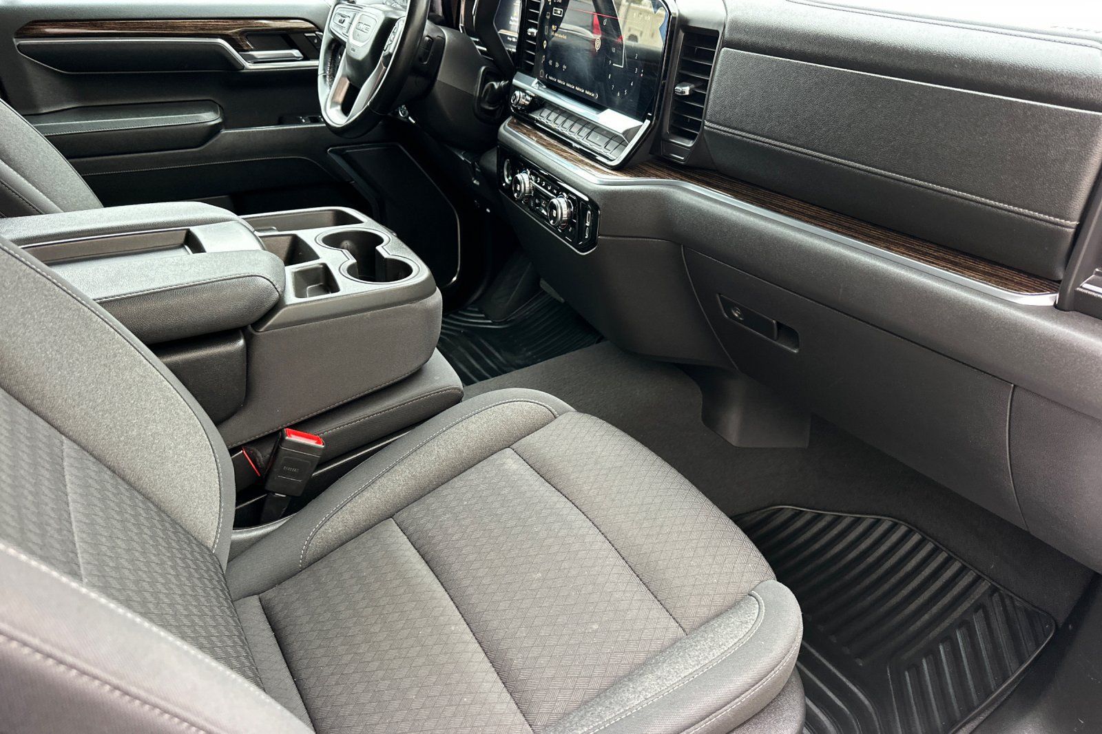 Used 2023 GMC Sierra 1500 Elevation AWD/4WD image 19