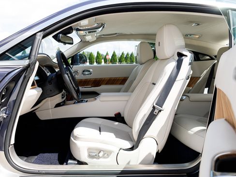Certified 2017 Rolls-Royce Wraith image 24