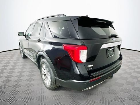 Certified 2023 Ford Explorer XLT w/ Equipment Group 202A AWD/4WD image 10