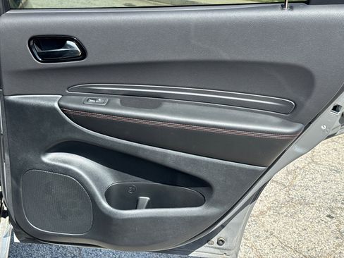 Used 2025 Dodge Durango GT w/ Blacktop Package image 16
