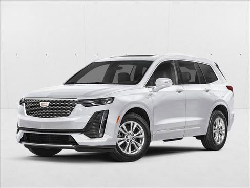Used 2025 Cadillac XT6 Luxury image 1
