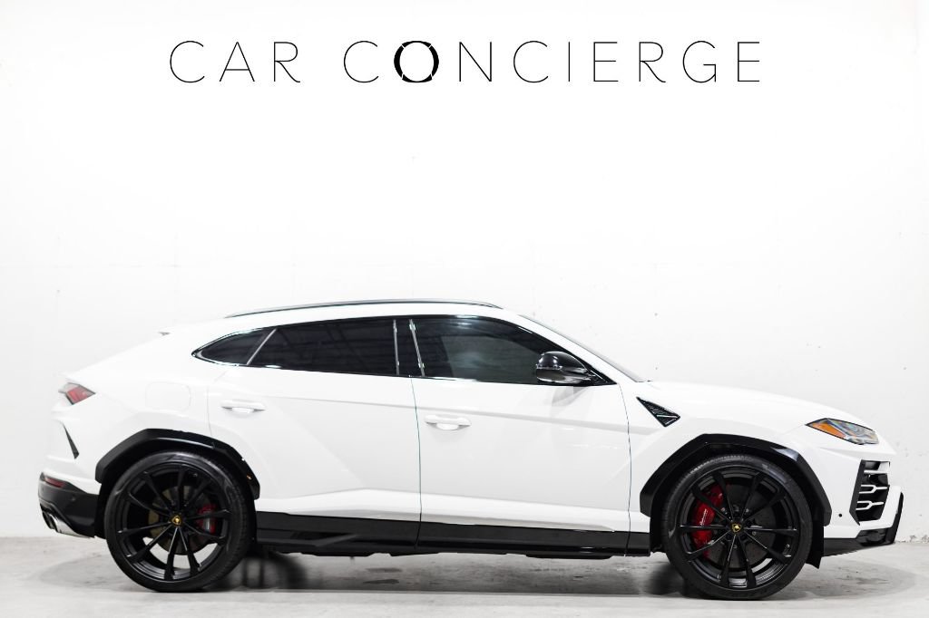 Used 2020 Lamborghini Urus AWD/4WD image 4