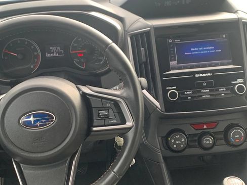 Used 2018 Subaru Crosstrek 2.0i Premium AWD/4WD image 10