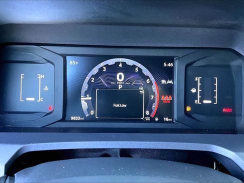Certified 2025 Toyota Tacoma SR AWD/4WD image 24