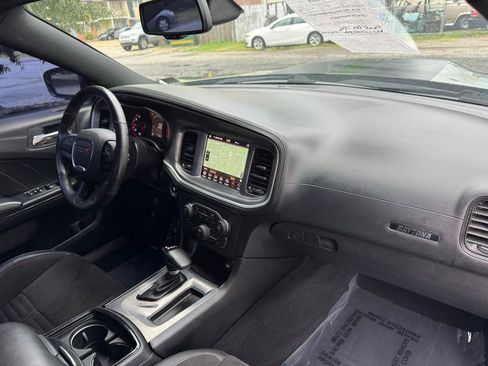 Used 2019 Dodge Charger R/T w/ Daytona Edition Group RWD image 25