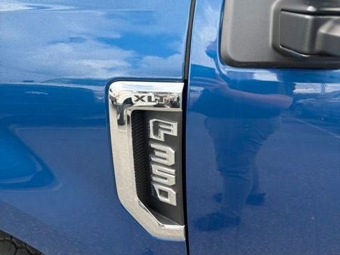 Used 2022 Ford F350 XLT w/ XLT Premium Package AWD/4WD image 14