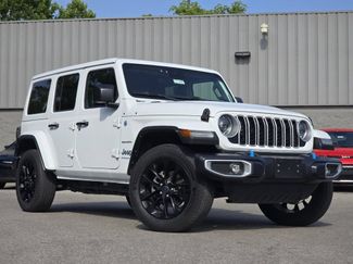 Used 2024 Jeep Wrangler Unlimited Sahara AWD/4WD video 1