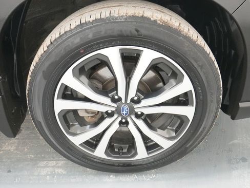 Used 2022 Subaru Forester Limited image 11