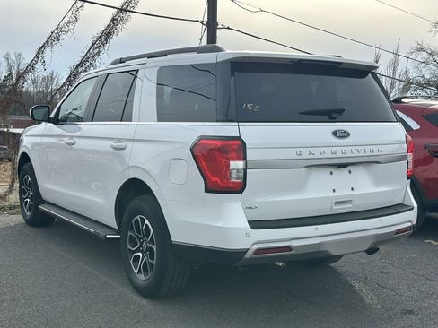 Used 2023 Ford Expedition XLT image 7