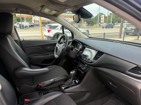 Used 2017 Buick Encore Preferred FWD image 8