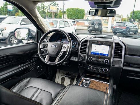 Used 2020 Ford Expedition Platinum AWD/4WD image 22