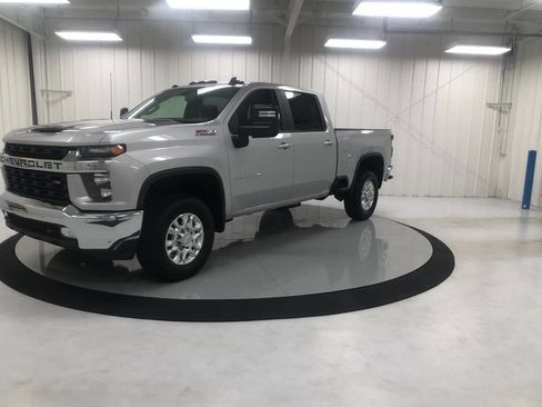 Used 2020 Chevrolet Silverado 2500 LT w/ All Star Edition AWD/4WD image 4